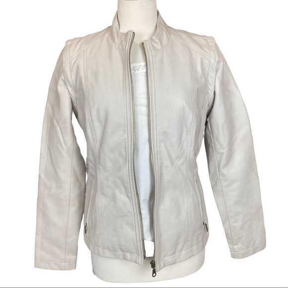 TRIBAL Women’s Jacket White Faux Leather Zipper Pockets Size Medium - Picture 3 of 11